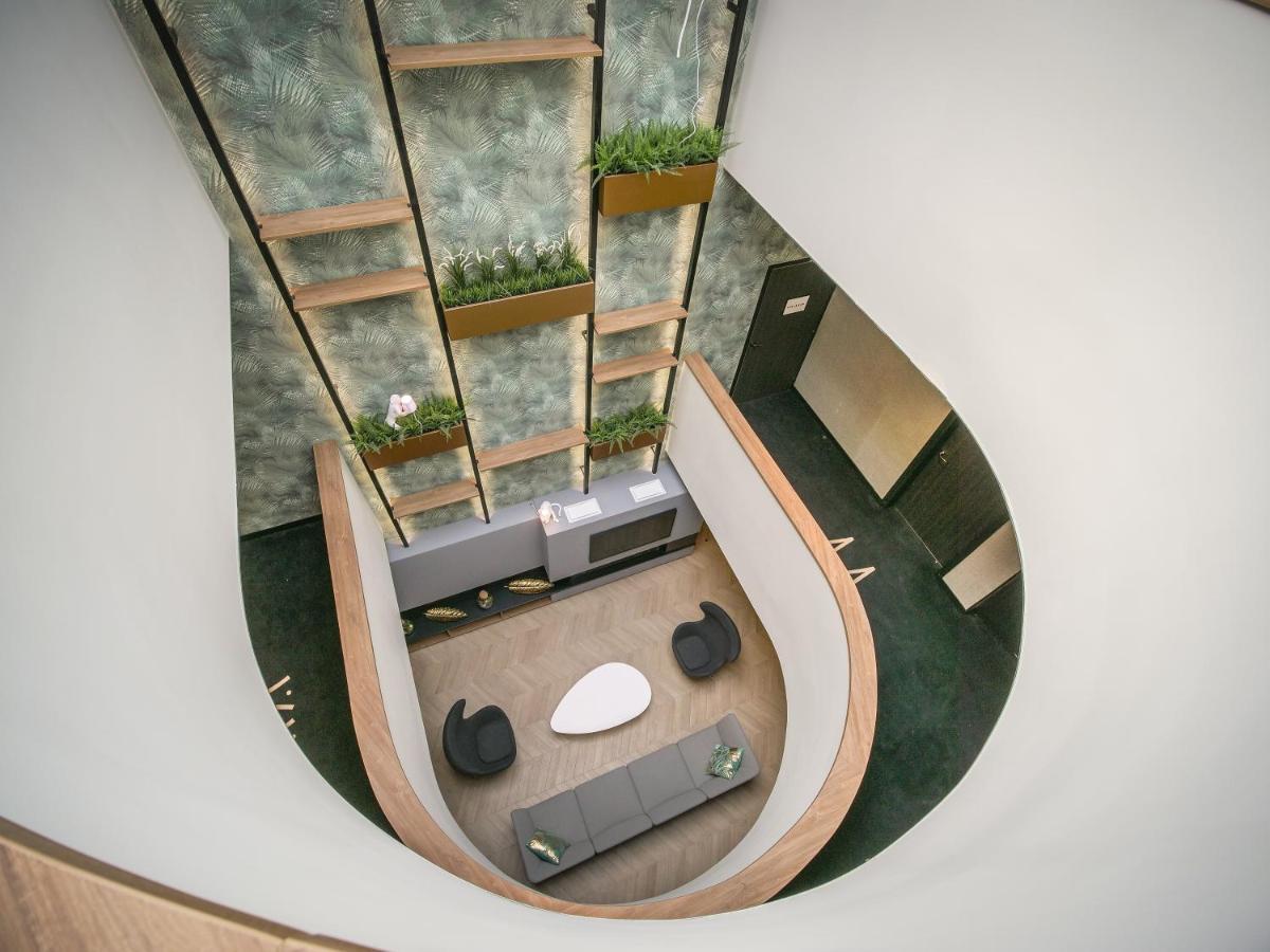 Le Magic Hotel & Spa Vitre  Bagian luar foto
