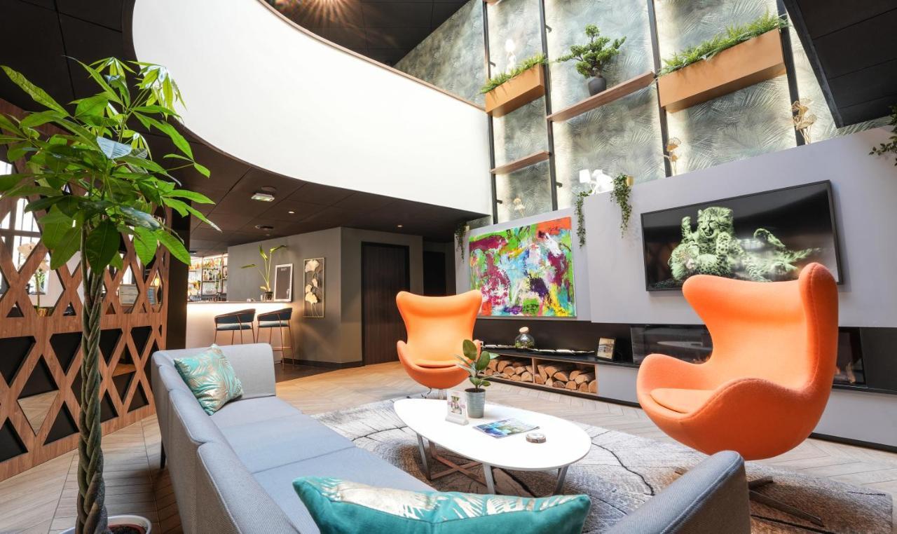 Le Magic Hotel & Spa Vitre  Bagian luar foto