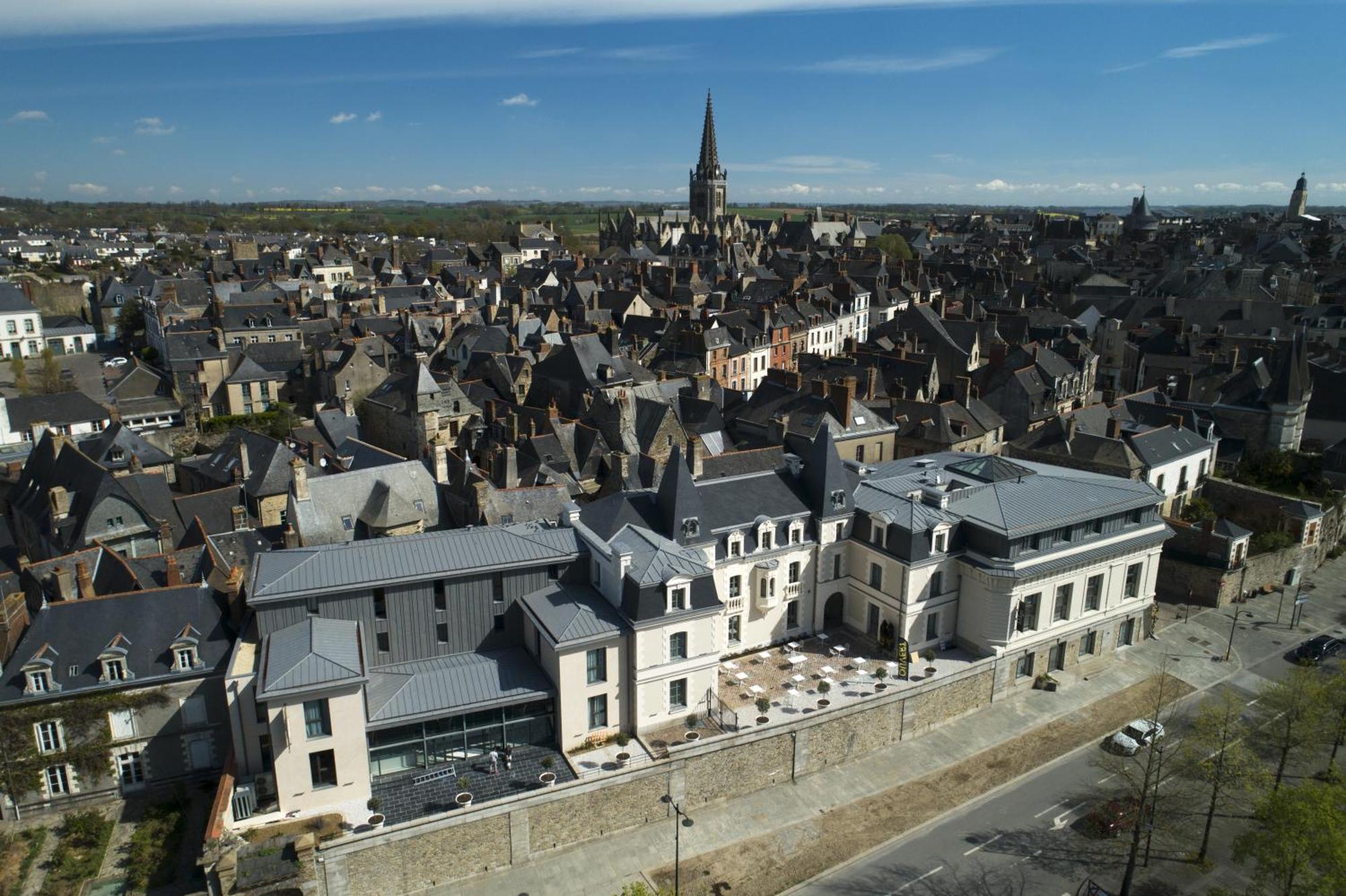 Le Magic Hotel & Spa Vitre  Bagian luar foto