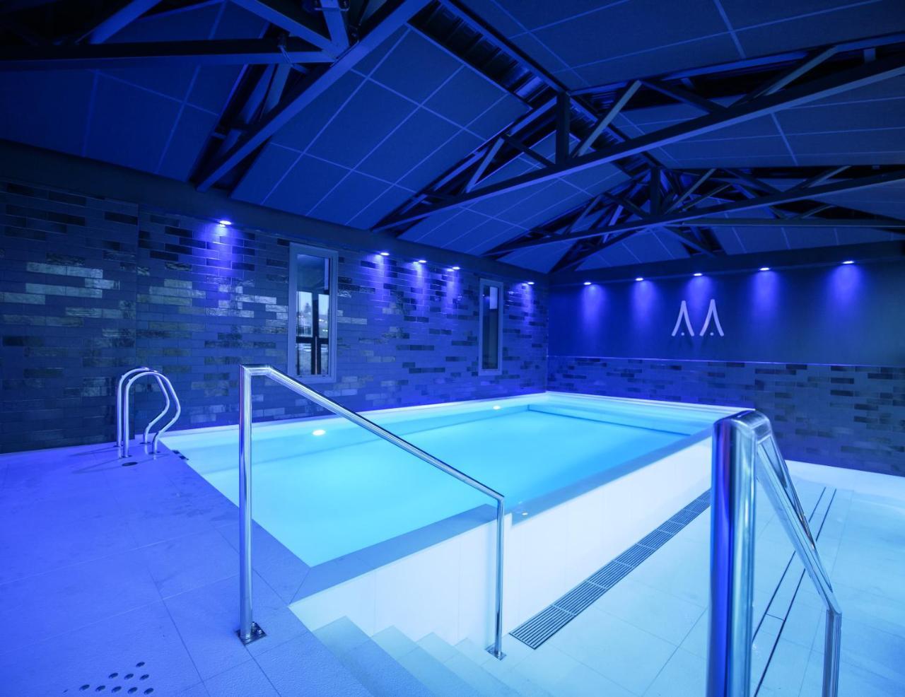 Le Magic Hotel & Spa Vitre  Bagian luar foto