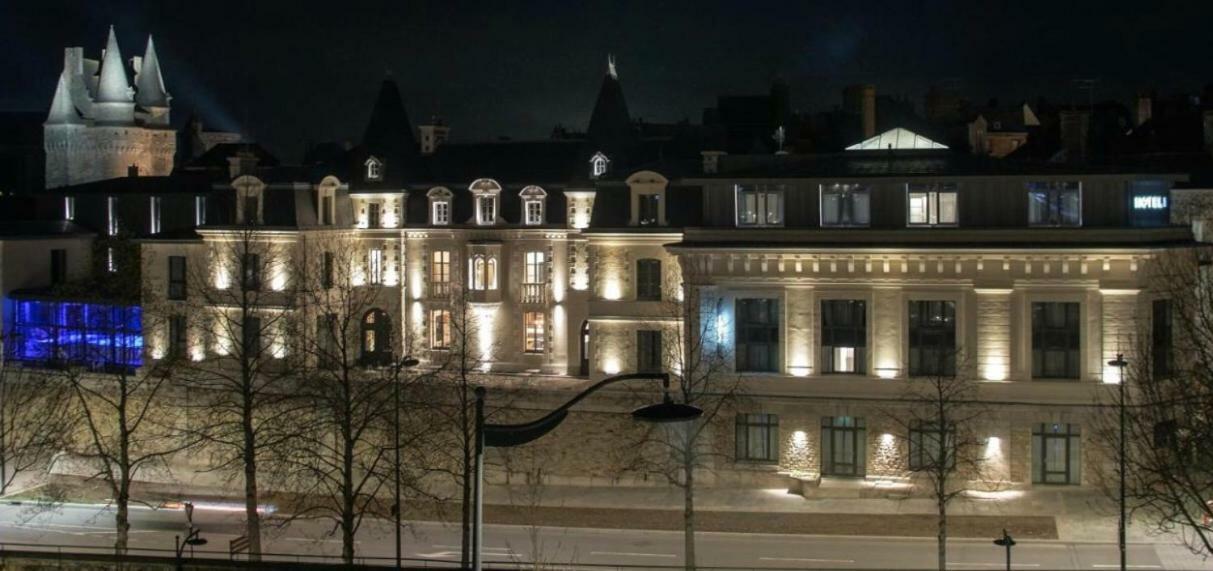 Le Magic Hotel & Spa Vitre  Bagian luar foto