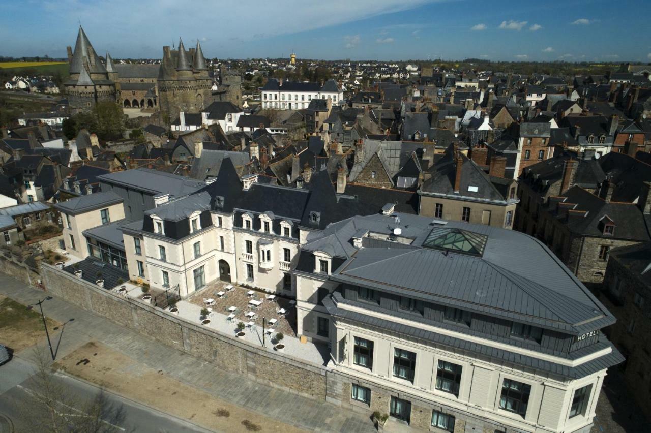 Le Magic Hotel & Spa Vitre  Bagian luar foto