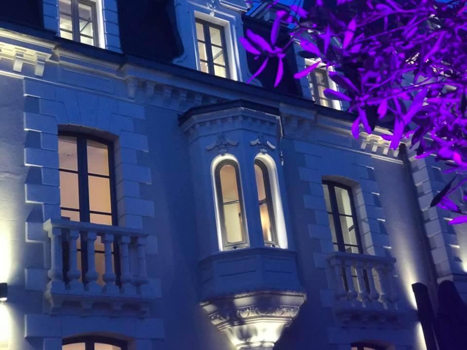 Le Magic Hotel & Spa Vitre  Bagian luar foto