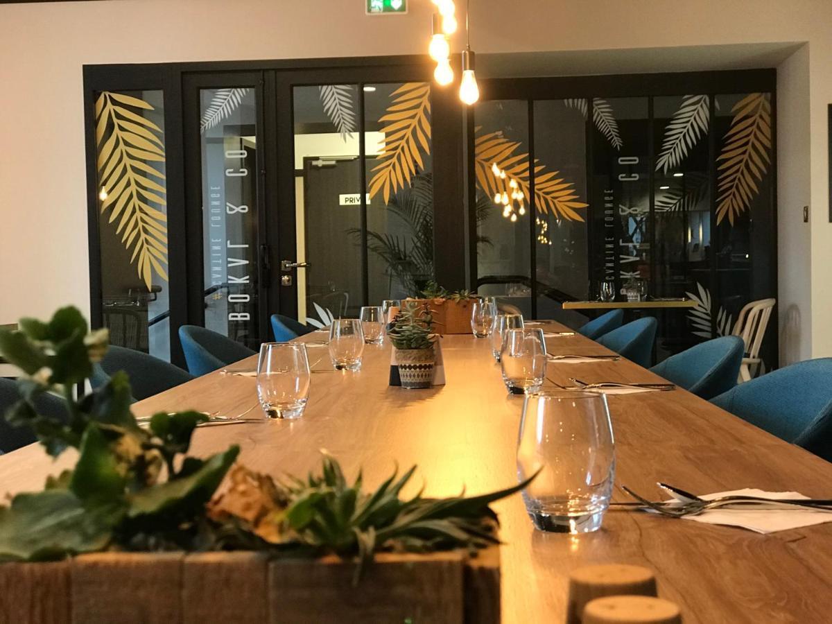 Le Magic Hotel & Spa Vitre  Bagian luar foto